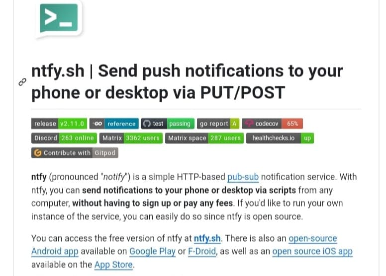 لقطة شاشة لصفحة خدمة Ntfy لإرسال إشعارات push، تعرض شعار التطبيق (أيقونة طرفية)، العنوان الرئيسي "ntfy.sh | Send push notifications to your phone or desktop via PUT/POST"، وبعض الإحصائيات، بالإضافة إلى وصف موجز للخدمة كأداة إشعارات مفتوحة المصدر.